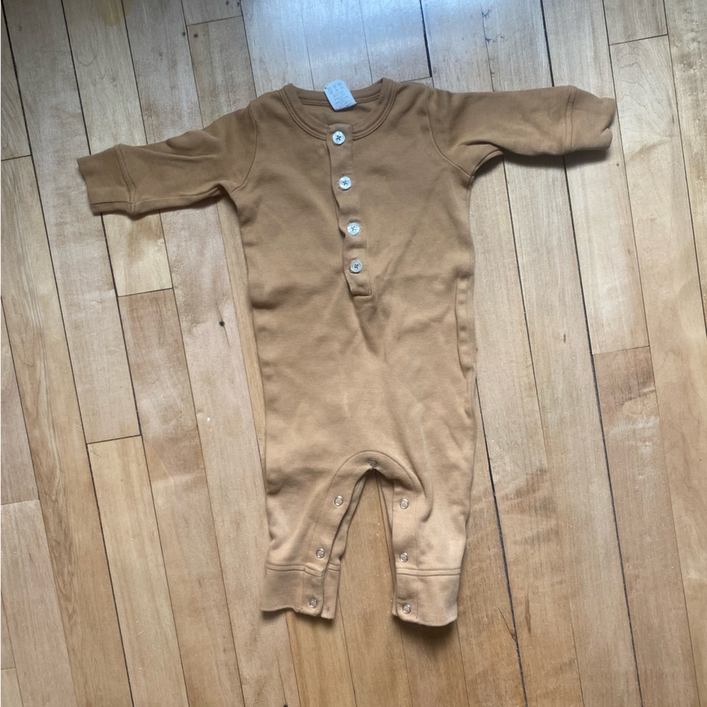 Kate Quinn Jumpsuit in Camel, Size: 6-12 months